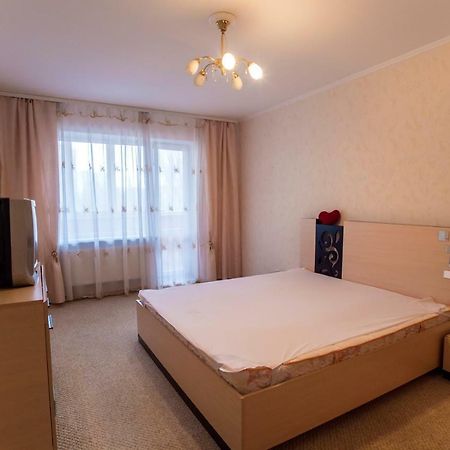 Ferienwohnung Flat Kamjanske Exterior foto
